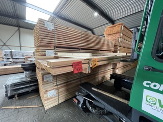 Ca. 18x Douglas Zweeds Rabat, 26x165mm, lengte 400cm